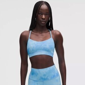 Lululemon Smoothie Wash Blueberry Multi Flow Y Bra Size 8